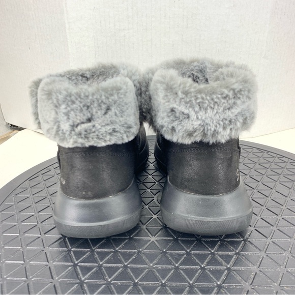 Skechers Women Size 6 Shoes Black Faux Leather Fur Slip On Sneaker Boots Bootie - Picture 5 of 11